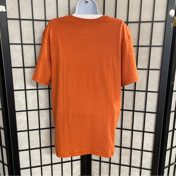 North face, men’s athletic training shirt size medium (NWT) - Picture 4 of 6